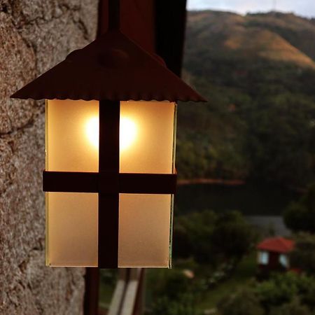 Agrinho Suites & Spa Geres Valdosende エクステリア 写真
